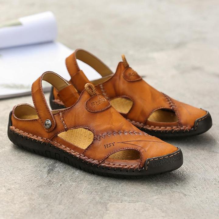 Men's Summer Hand Stitching Soft Outdoor Closed Toe Leather Beach Sandals Slippers