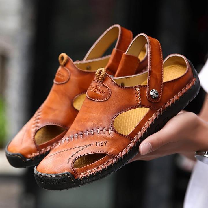 Men's Summer Hand Stitching Soft Outdoor Closed Toe Leather Beach Sandals Slippers